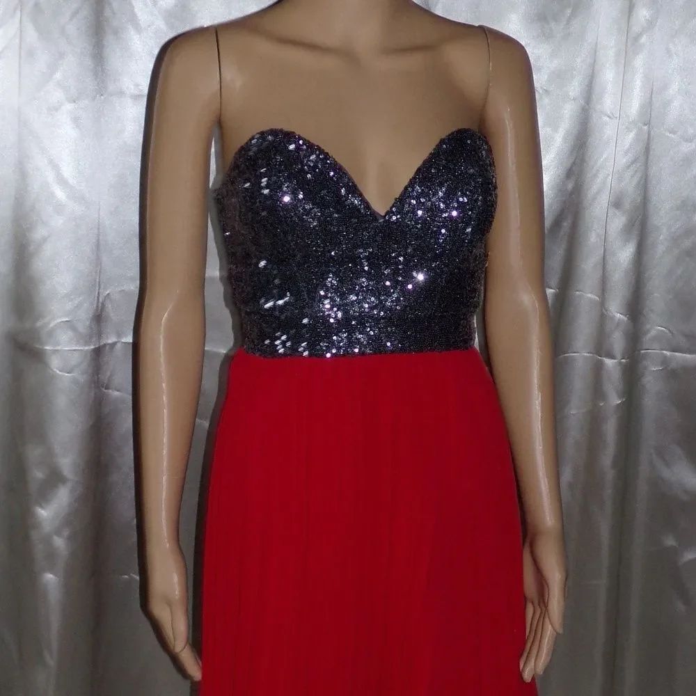 B.Darlin Sequined Red Dress sz.5 NWT